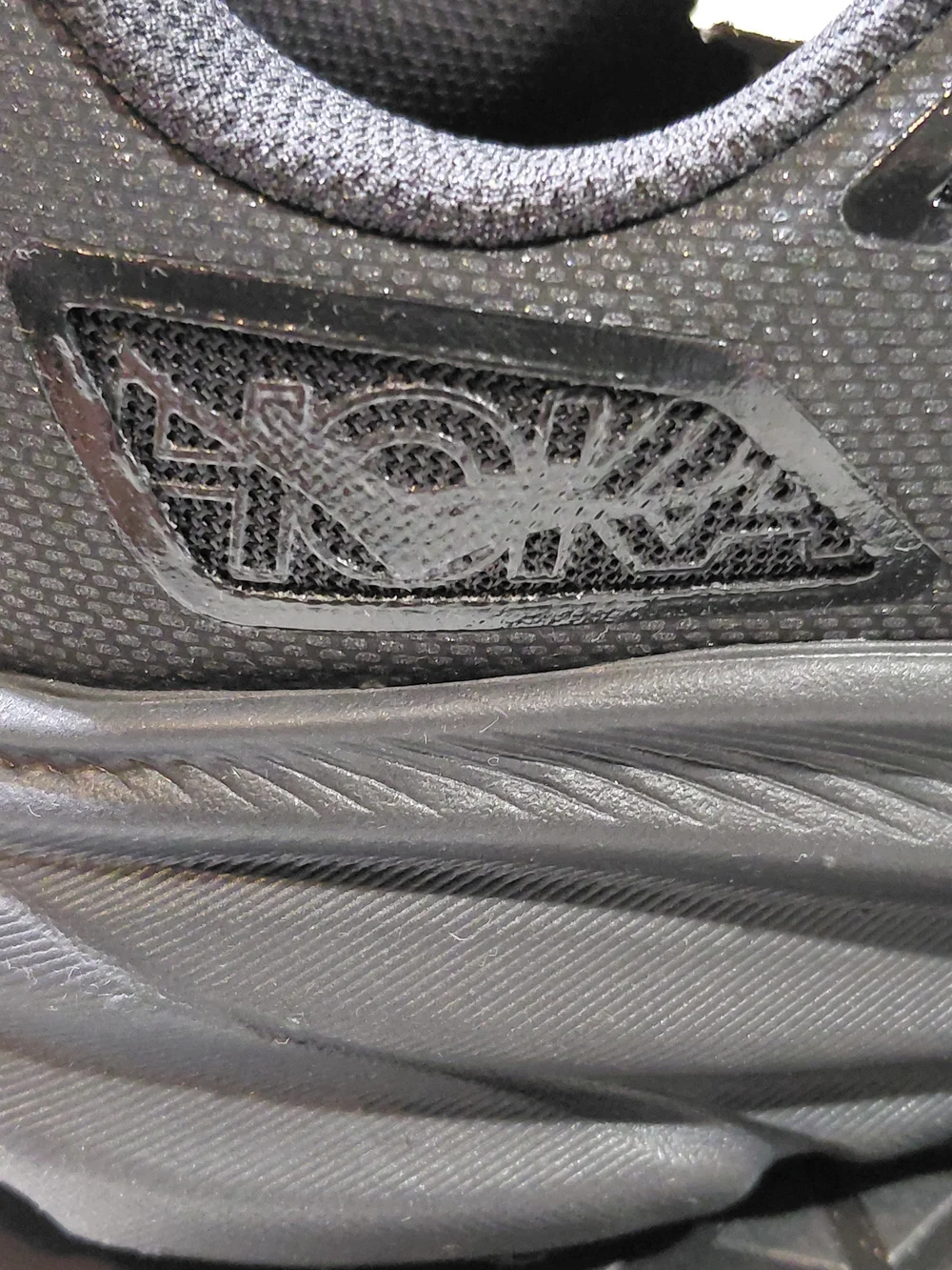 NEW HOKA Womens Clifton One 9 Carbon Triple Black Running Shoes SIZE WOMENS 6.5